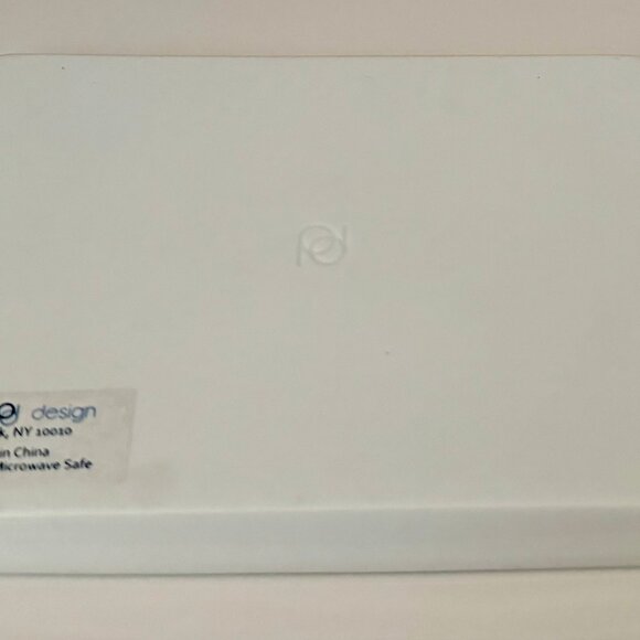 NWT PRIMA DESIGN PORCELAIN SMALL WHITE TRINKET TRAY PLATE DISH "XOXO" PRINTED - Picture 7 of 11